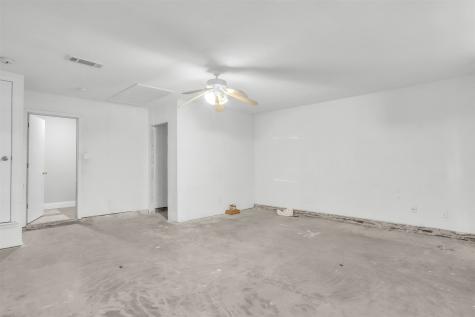 111 Skylark Street Mesquite TX 75149