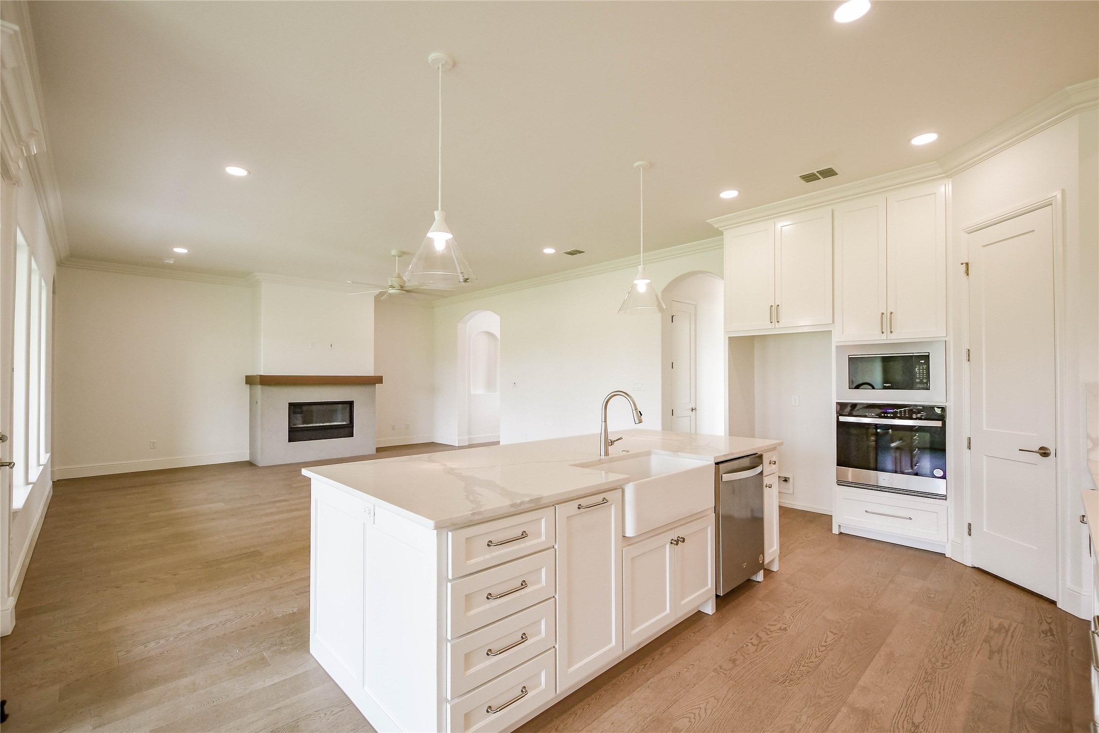 2719 Village Road Granbury TX 76049