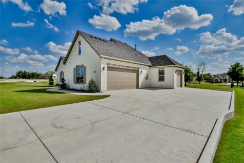 2719 Village Road Granbury TX 76049