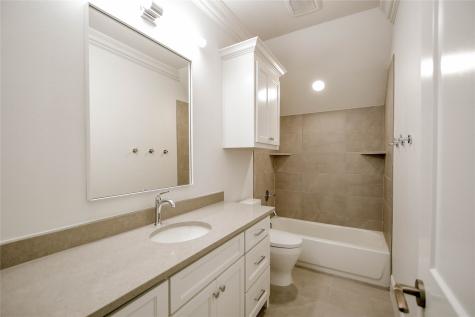 2719 Village Road Granbury TX 76049