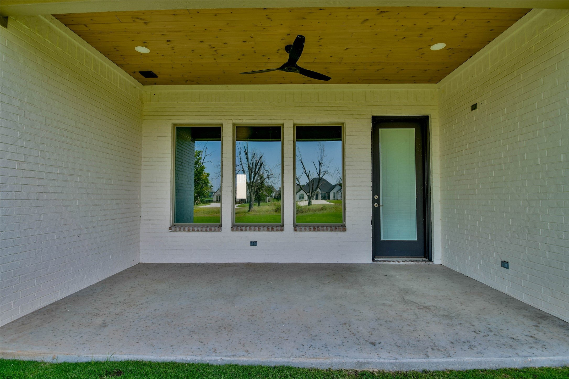 2719 Village Road Granbury TX 76049