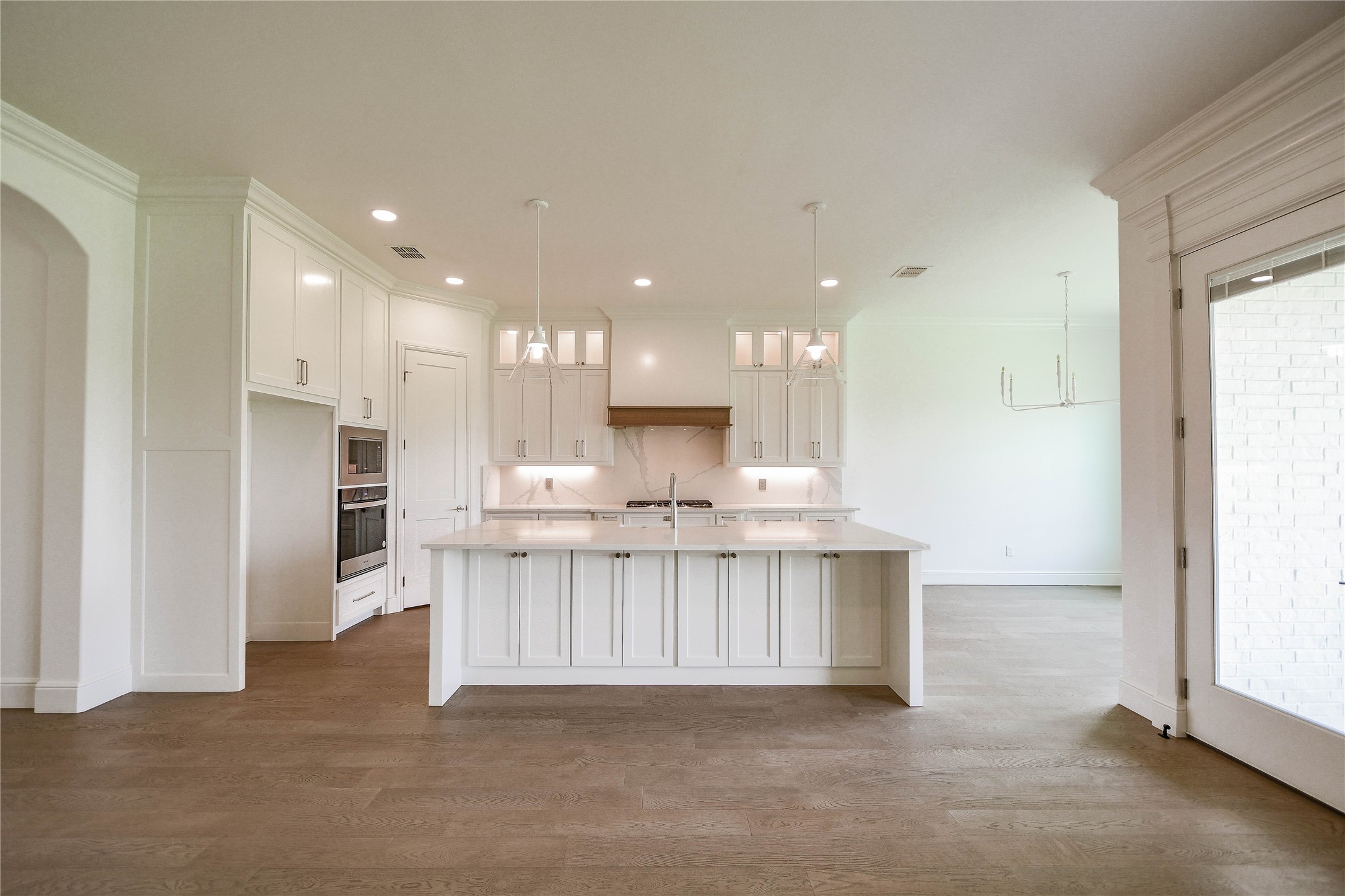 2719 Village Road Granbury TX 76049