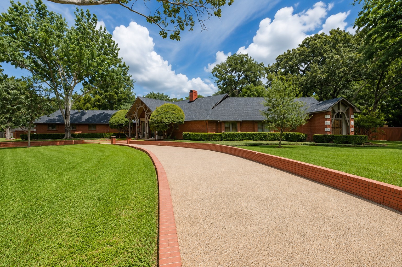 112 Willowbrook Drive Athens TX 75751