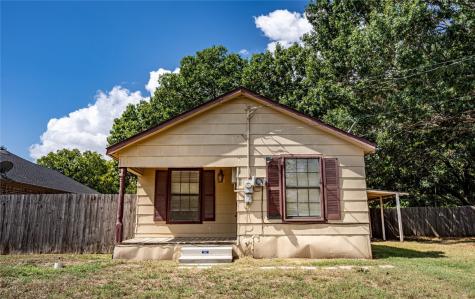 1311 S Clements Street Gainesville TX 76240