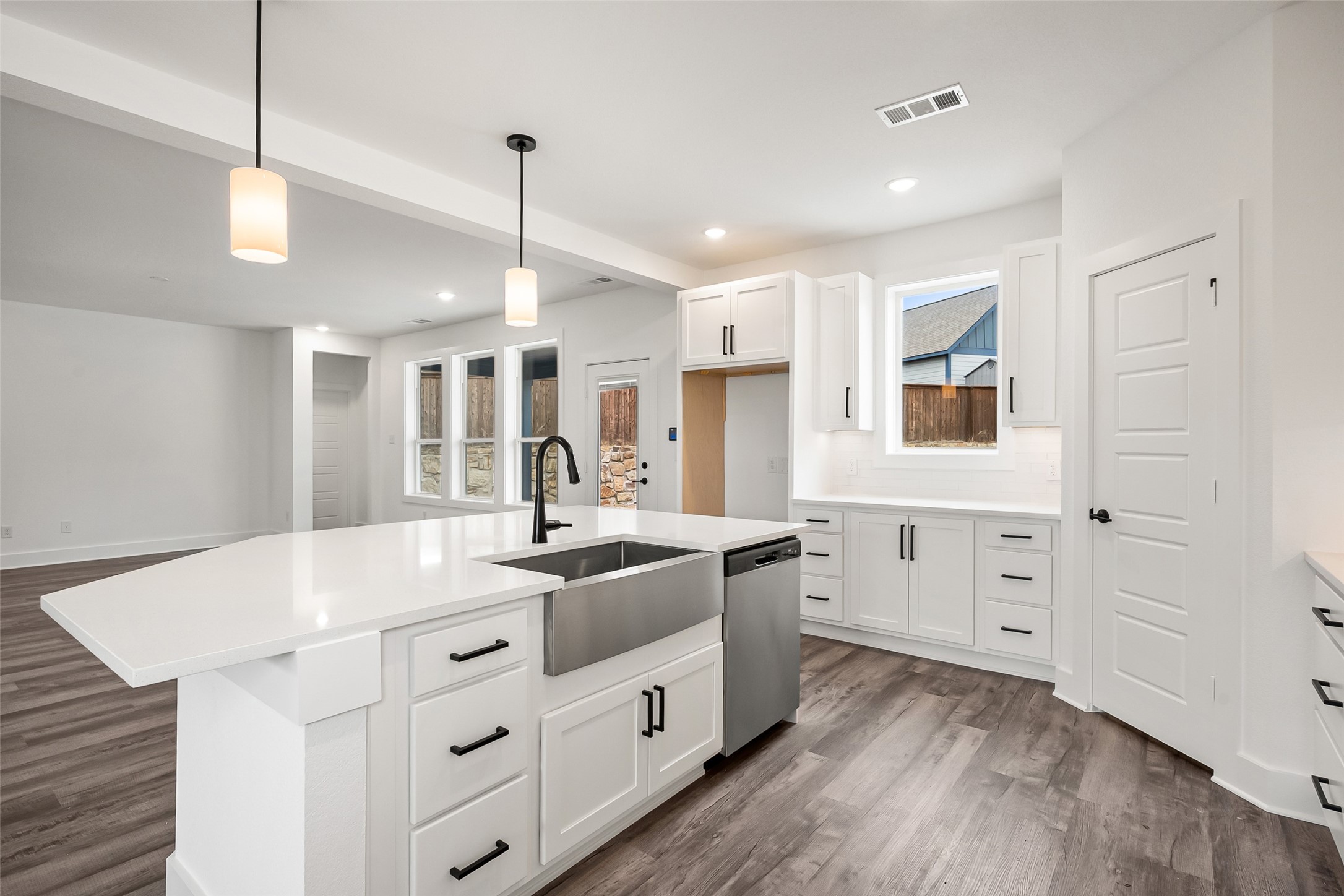 3526 Randall Terrace Grand Prairie TX 76065