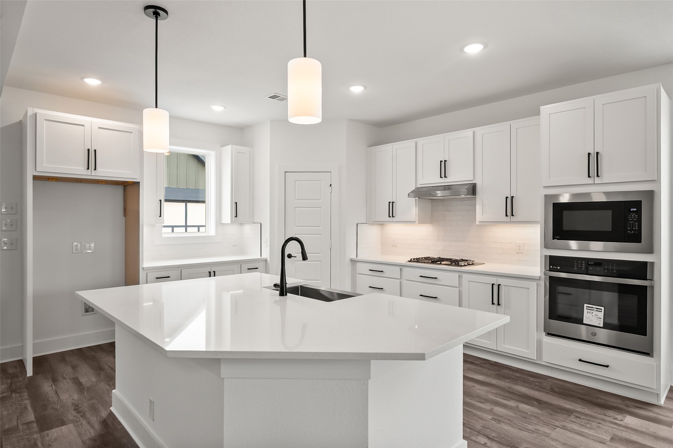 3526 Randall Terrace Grand Prairie TX 76065