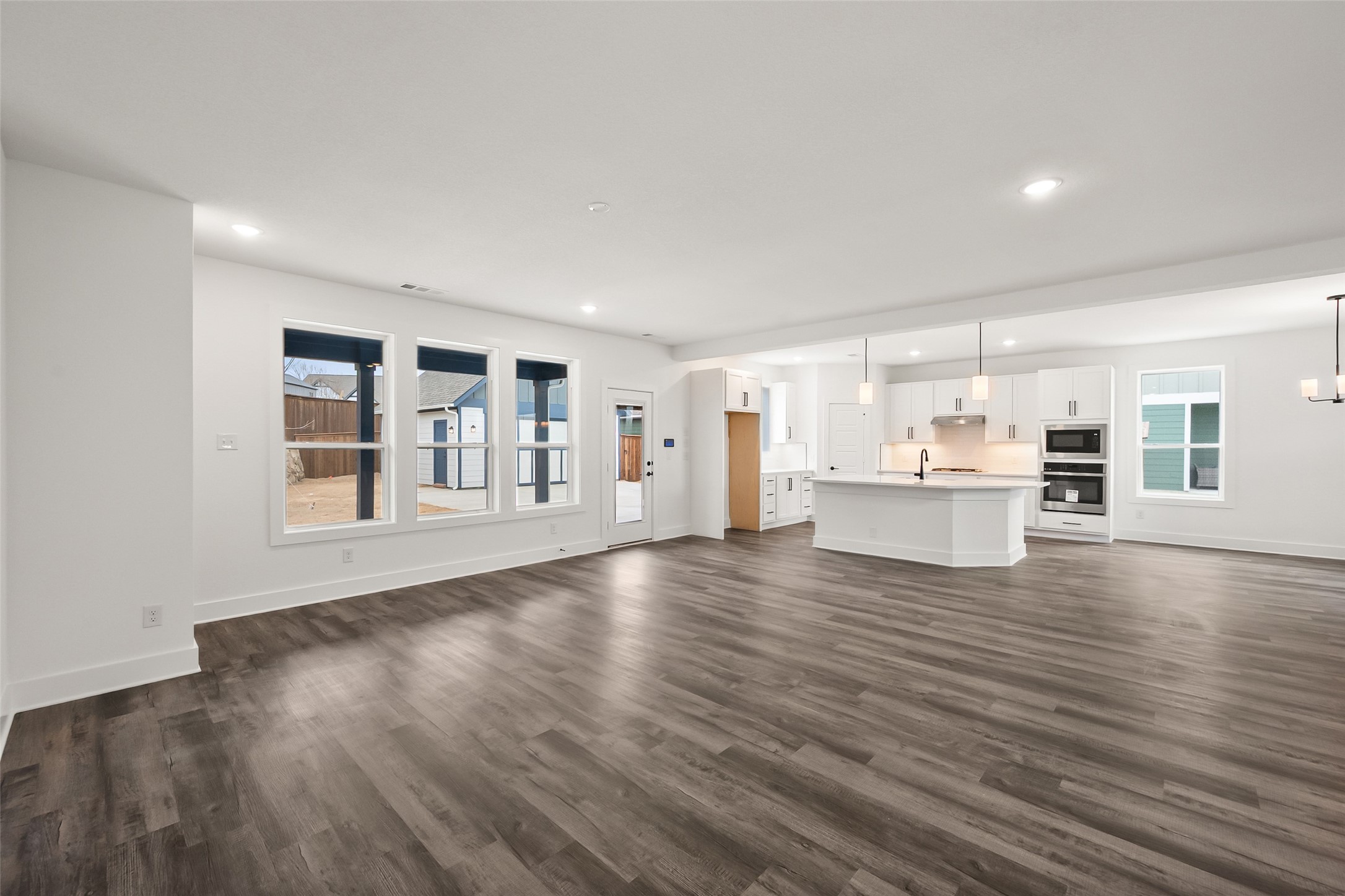 3526 Randall Terrace Grand Prairie TX 76065