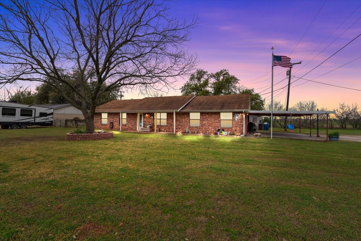 600 S Colorado Street Whitney TX 76692