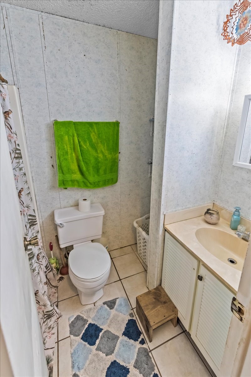 600 S Colorado Street Whitney TX 76692