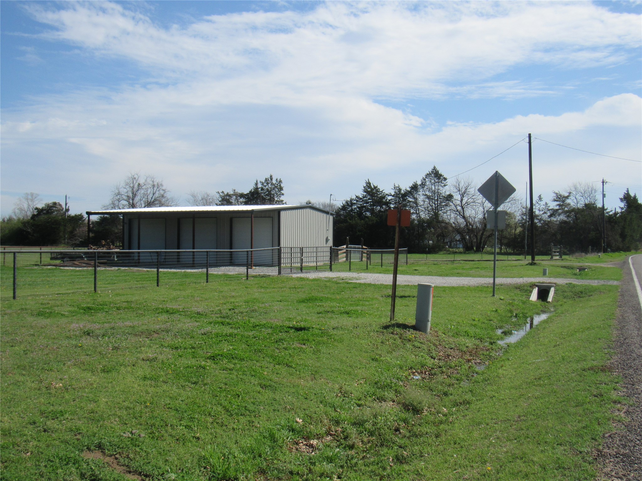 4019 E Fm 120 Denison TX 75021