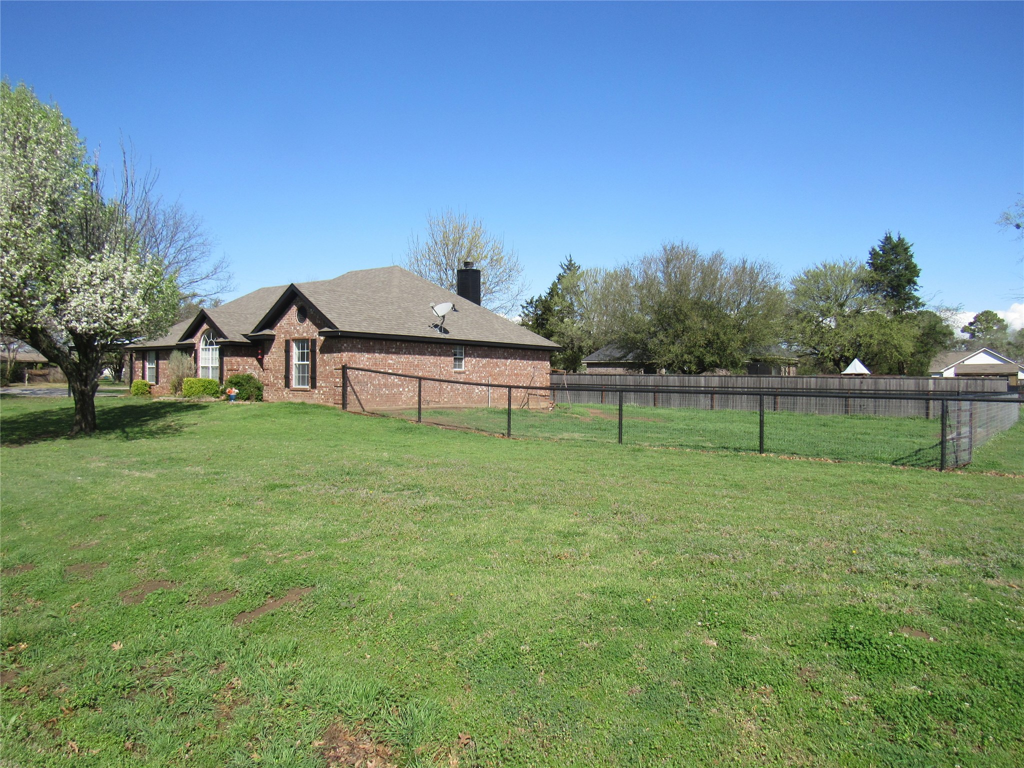 4019 E Fm 120 Denison TX 75021
