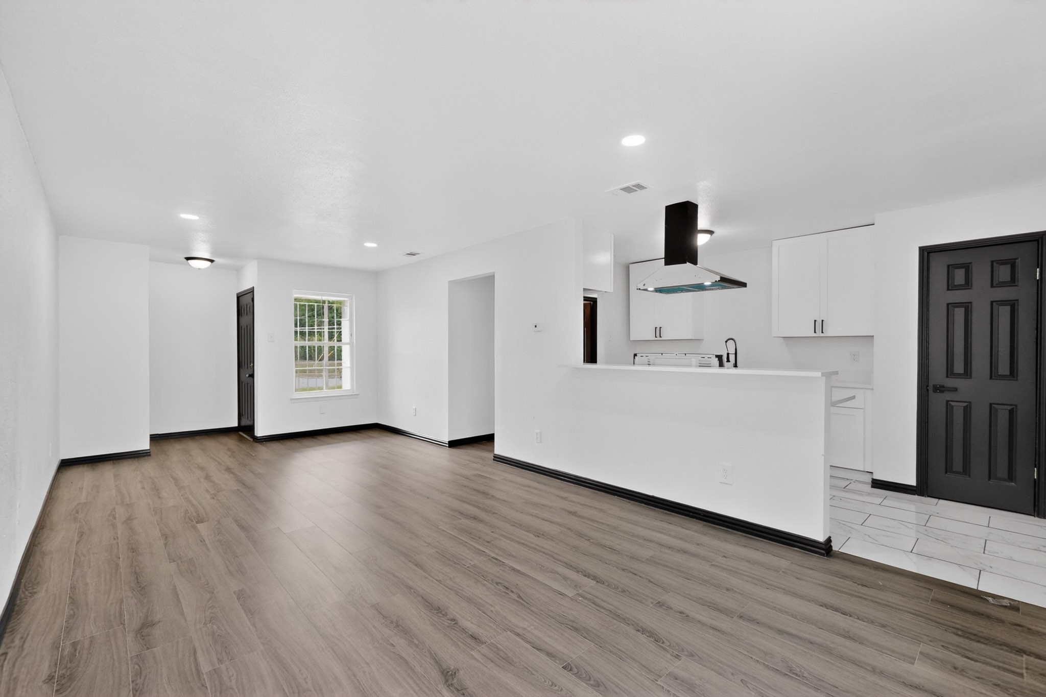 301 Stoneport Drive Dallas TX 75217