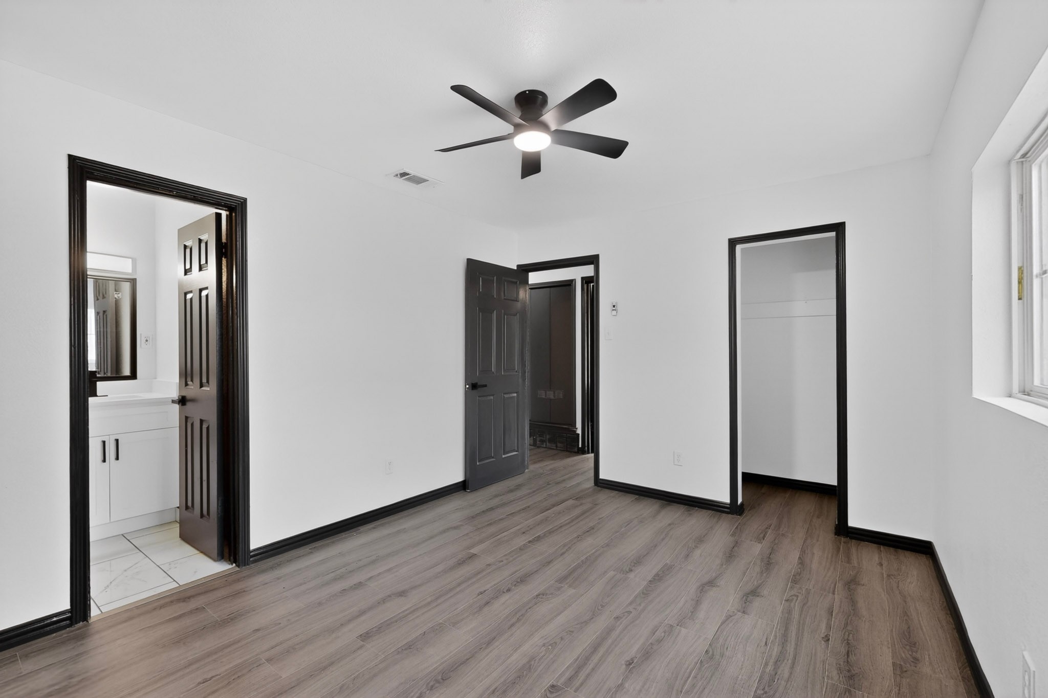 301 Stoneport Drive Dallas TX 75217