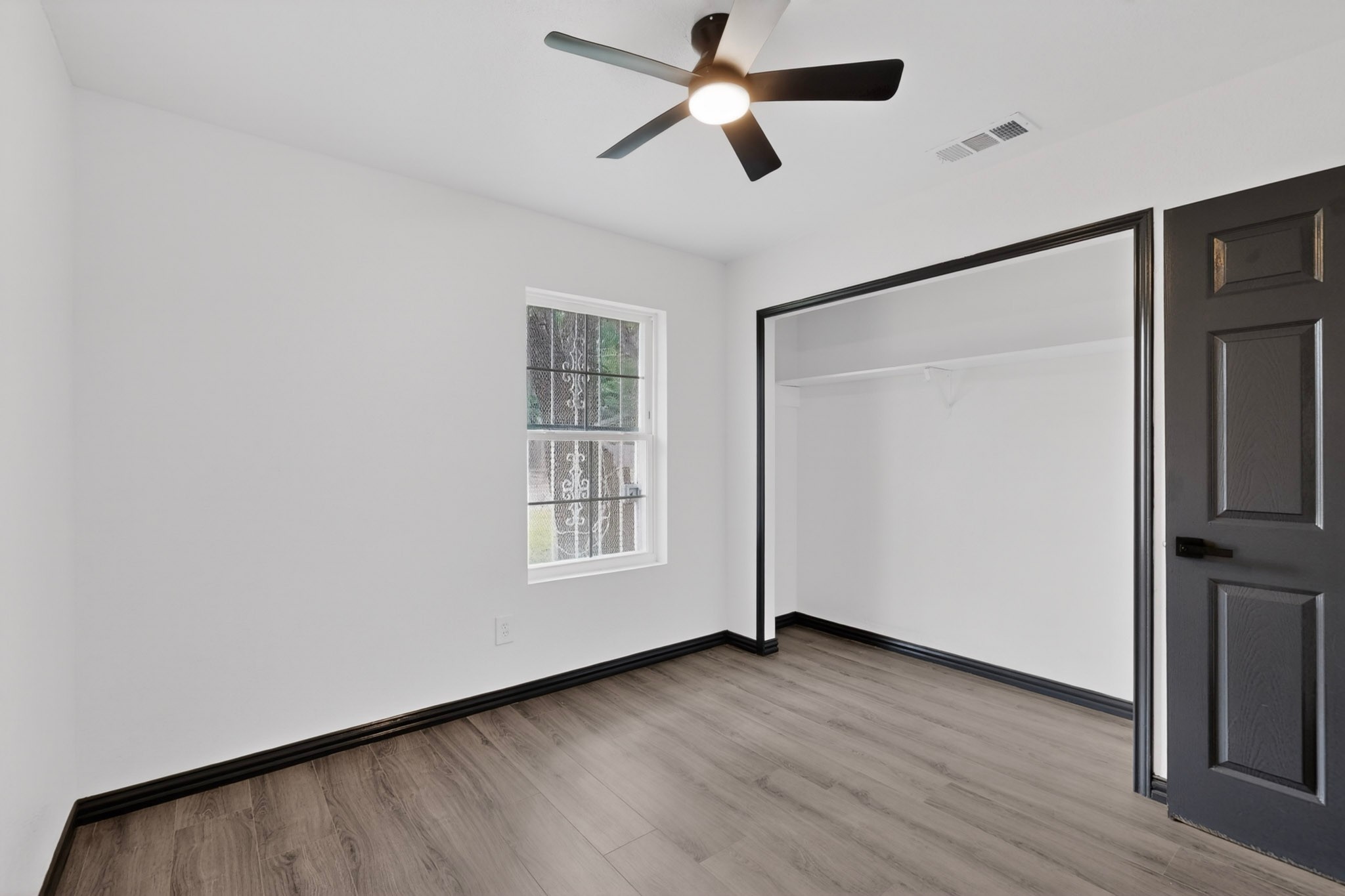 301 Stoneport Drive Dallas TX 75217