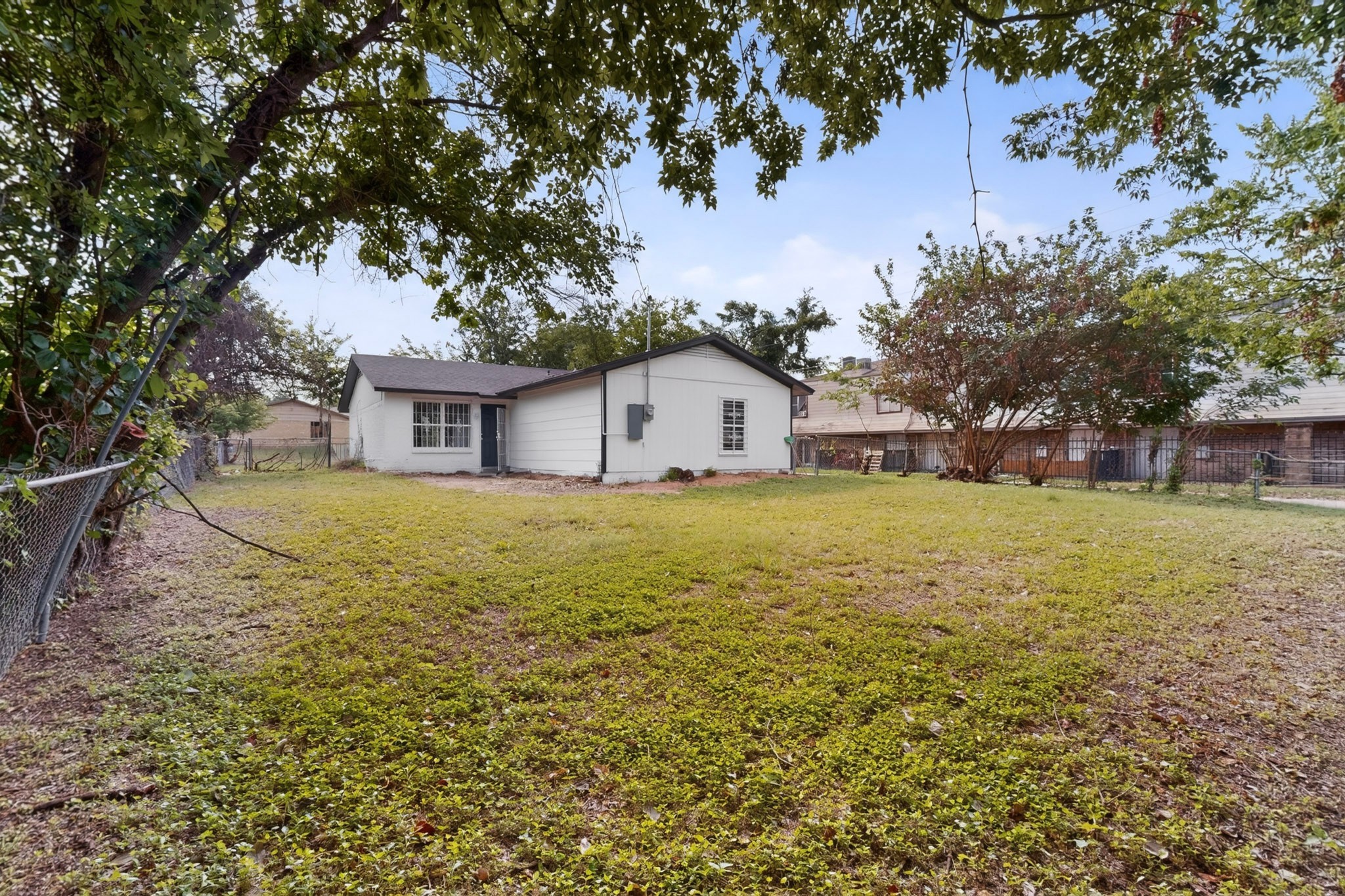 301 Stoneport Drive Dallas TX 75217