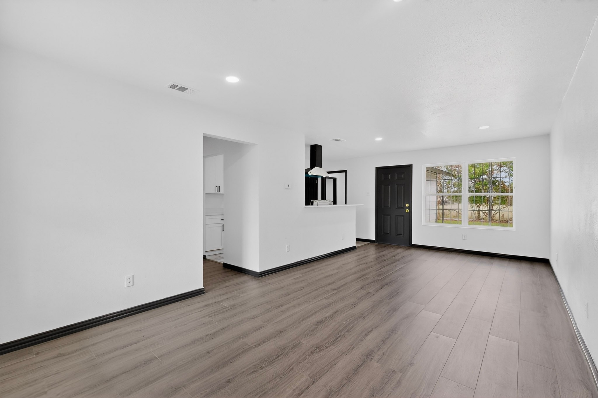 301 Stoneport Drive Dallas TX 75217