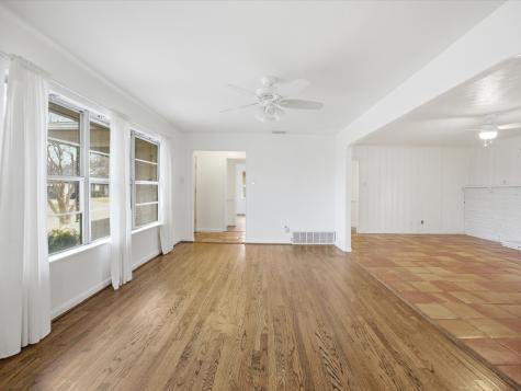 514 W Ridgewood Drive Garland TX 75041