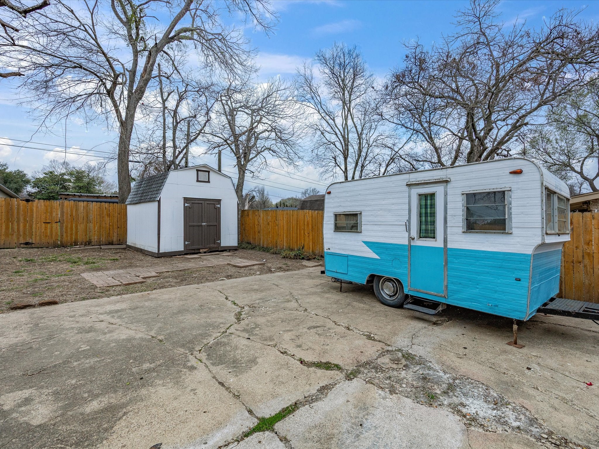 514 W Ridgewood Drive Garland TX 75041