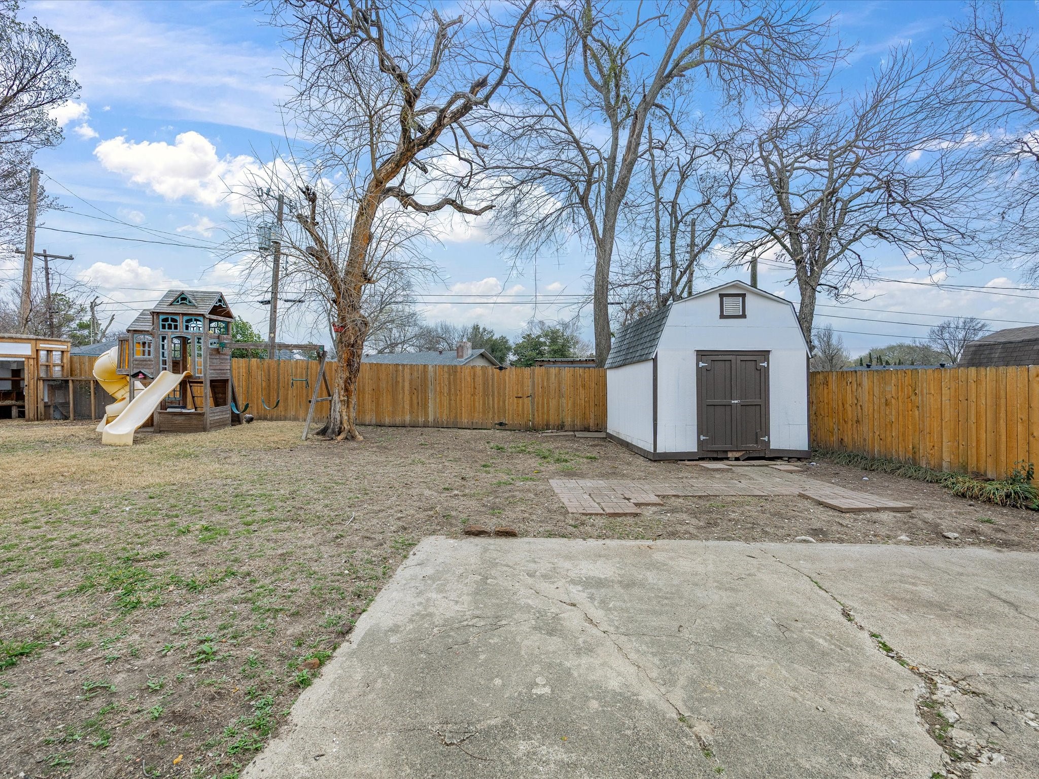 514 W Ridgewood Drive Garland TX 75041