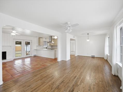 514 W Ridgewood Drive Garland TX 75041