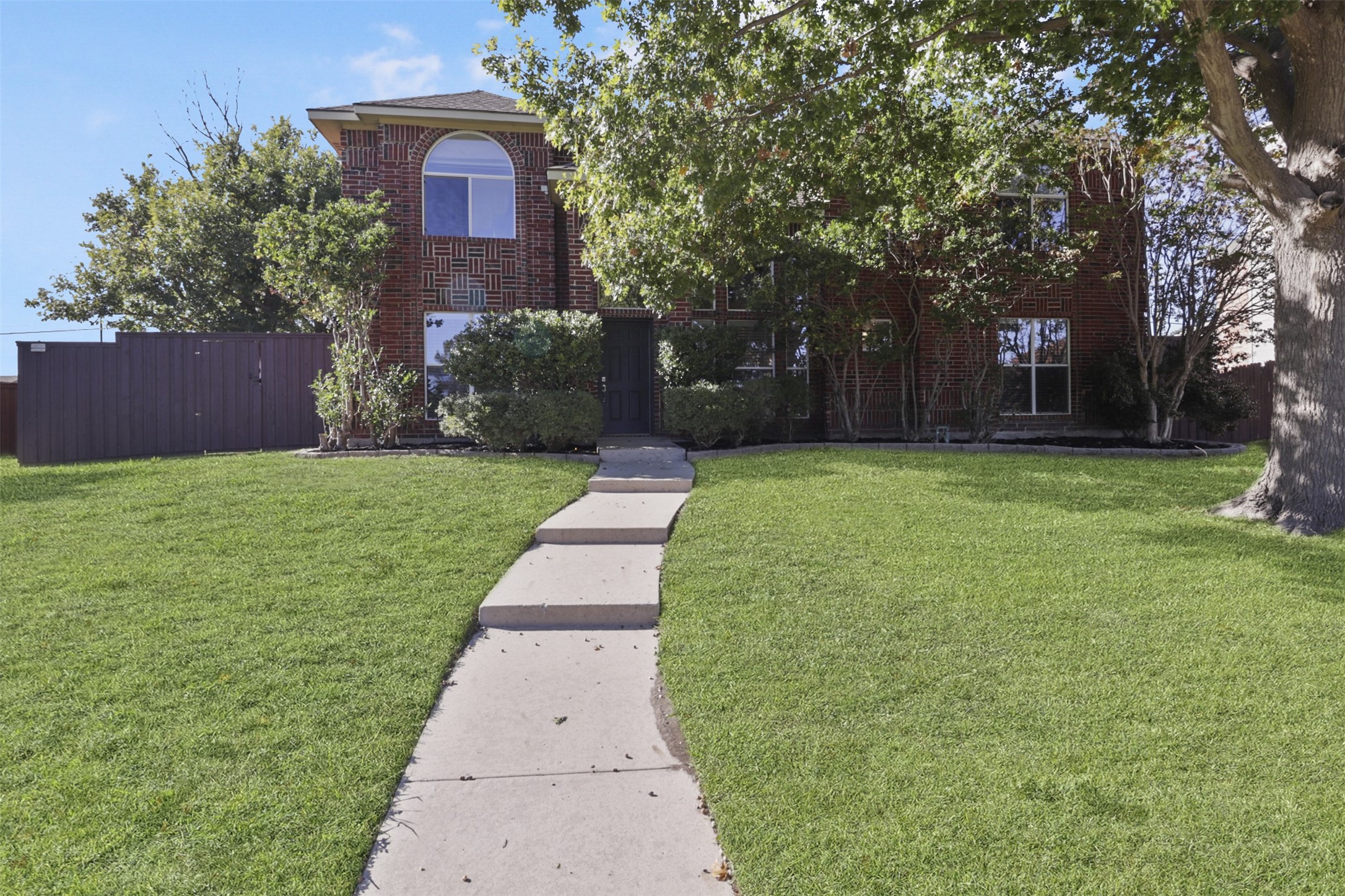 2501 Ridgemeade Drive Garland TX 75040