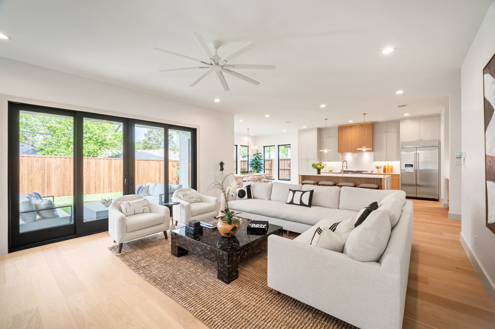 4235 Somerville Avenue Dallas TX 75206