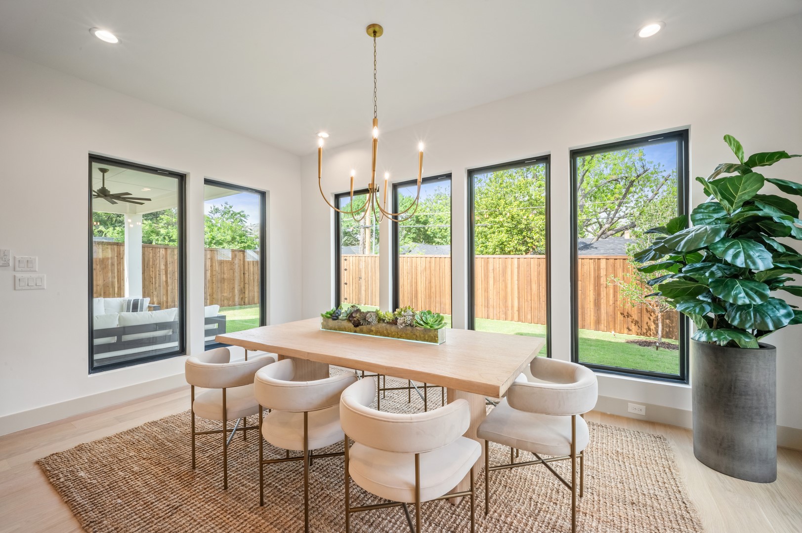 4235 Somerville Avenue Dallas TX 75206