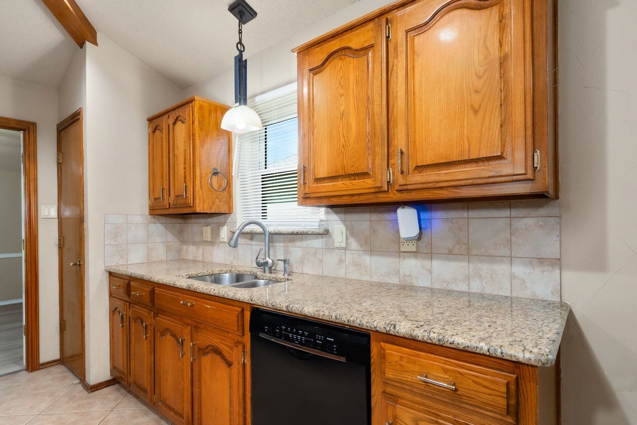 2601 Richland Drive Garland TX 75044