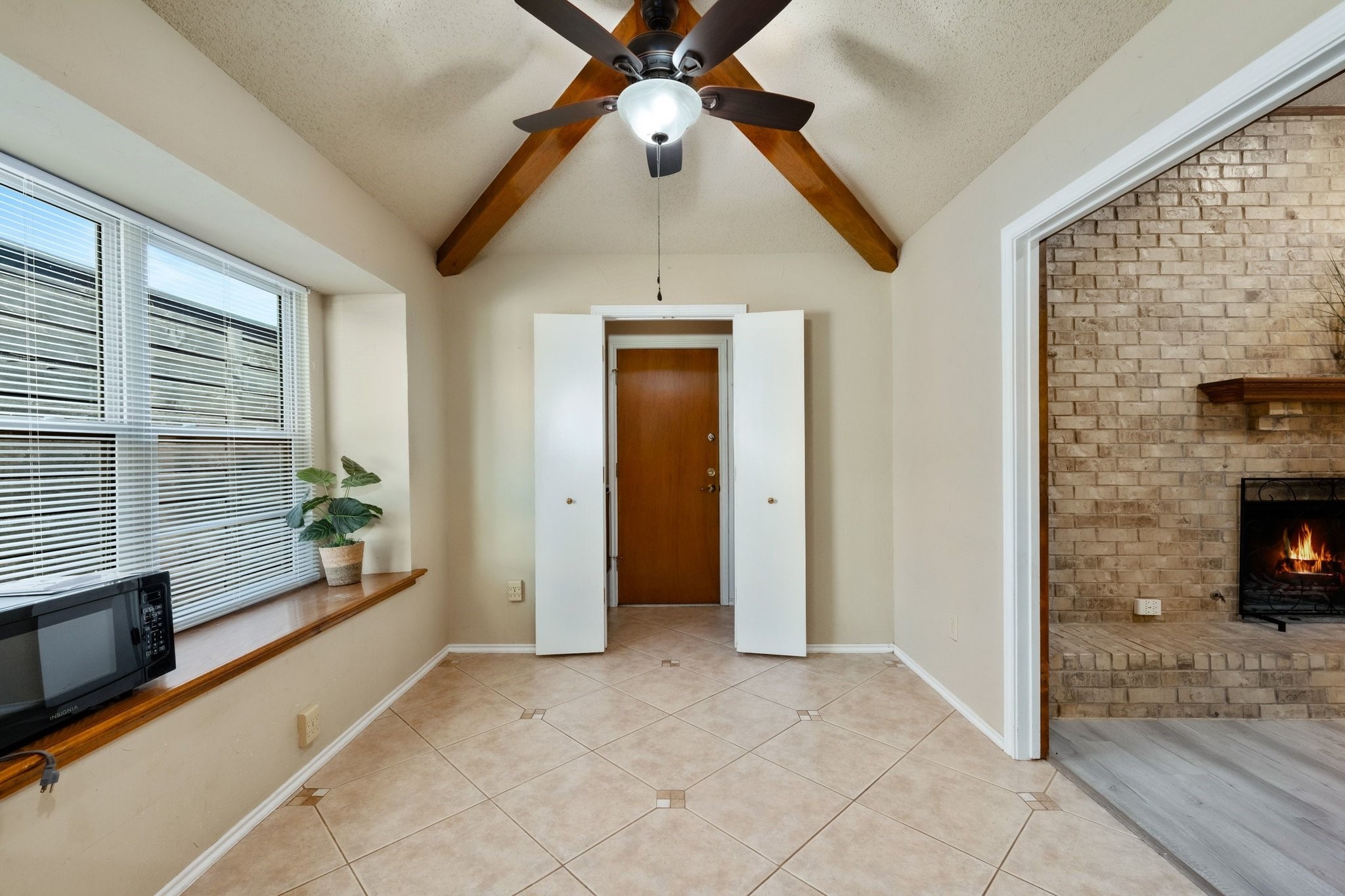 2601 Richland Drive Garland TX 75044