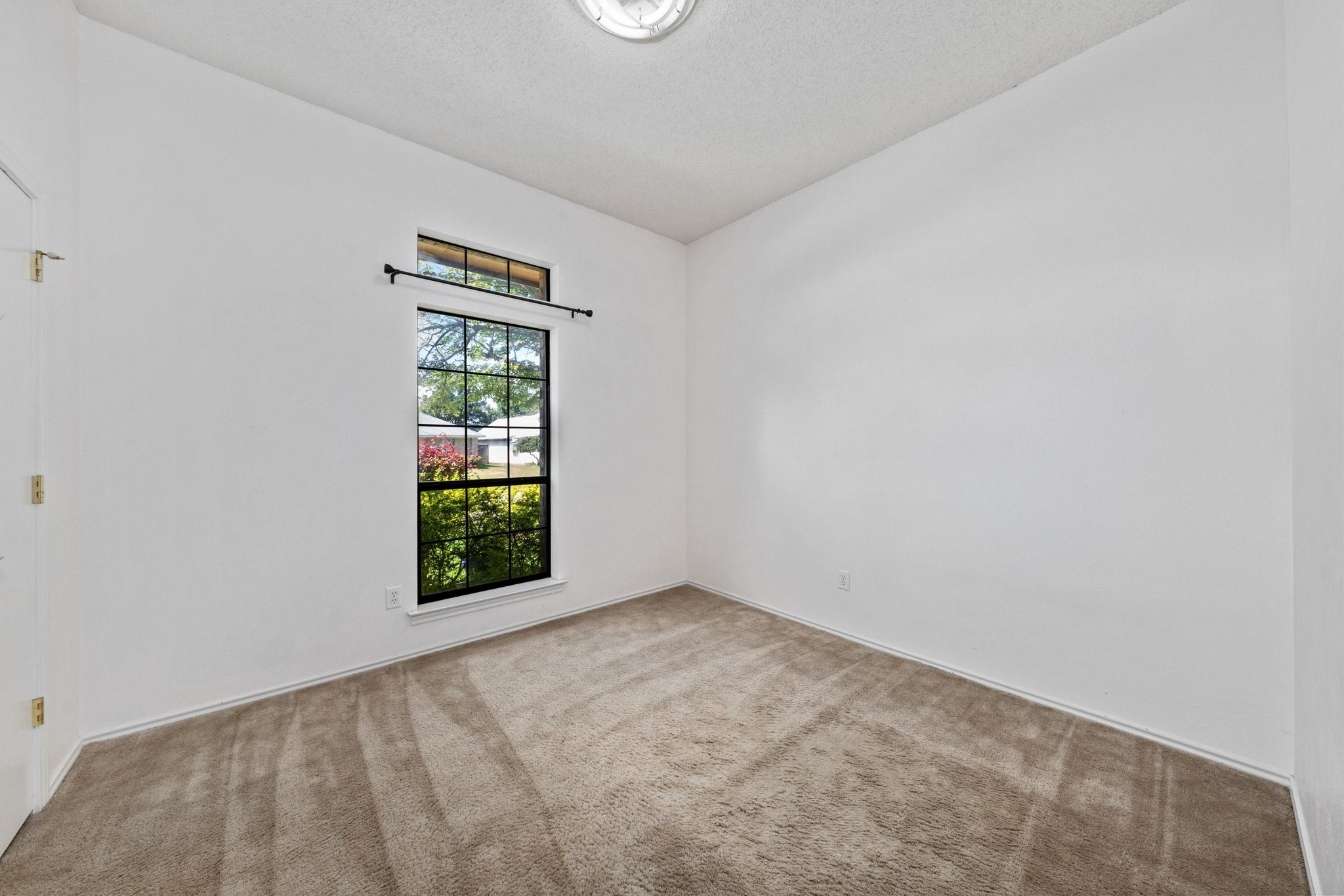 2601 Richland Drive Garland TX 75044