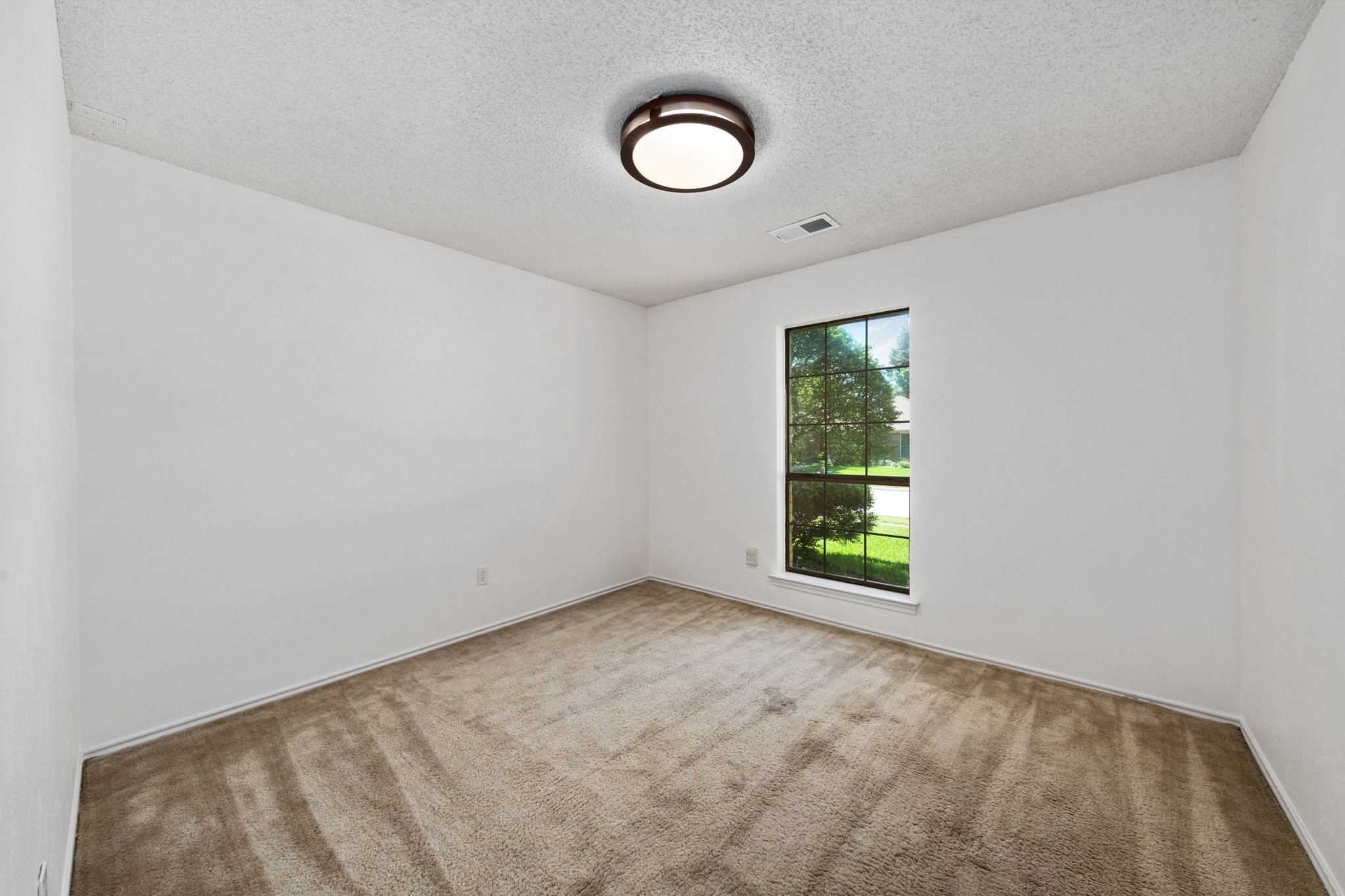 2601 Richland Drive Garland TX 75044
