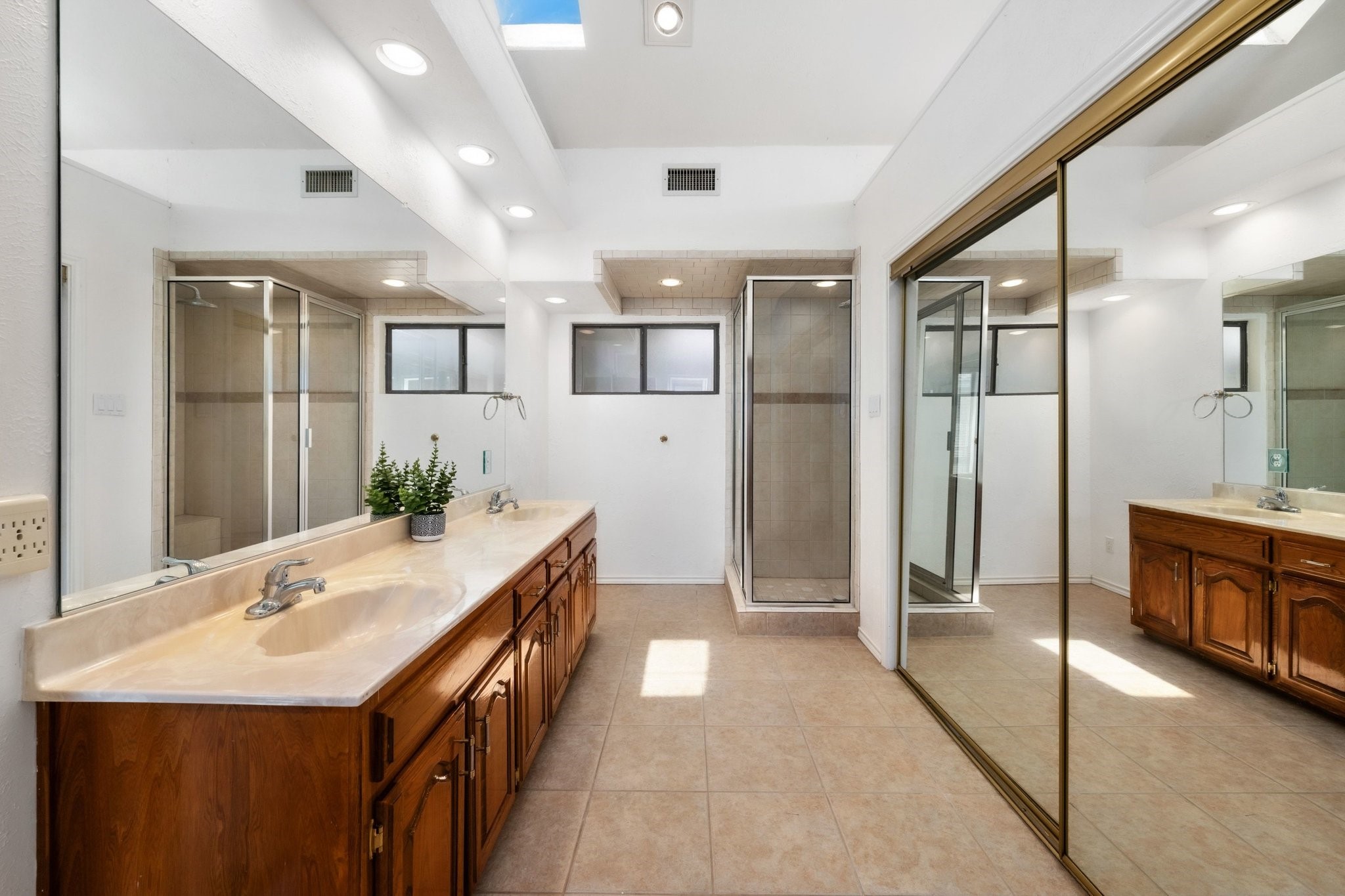 2601 Richland Drive Garland TX 75044