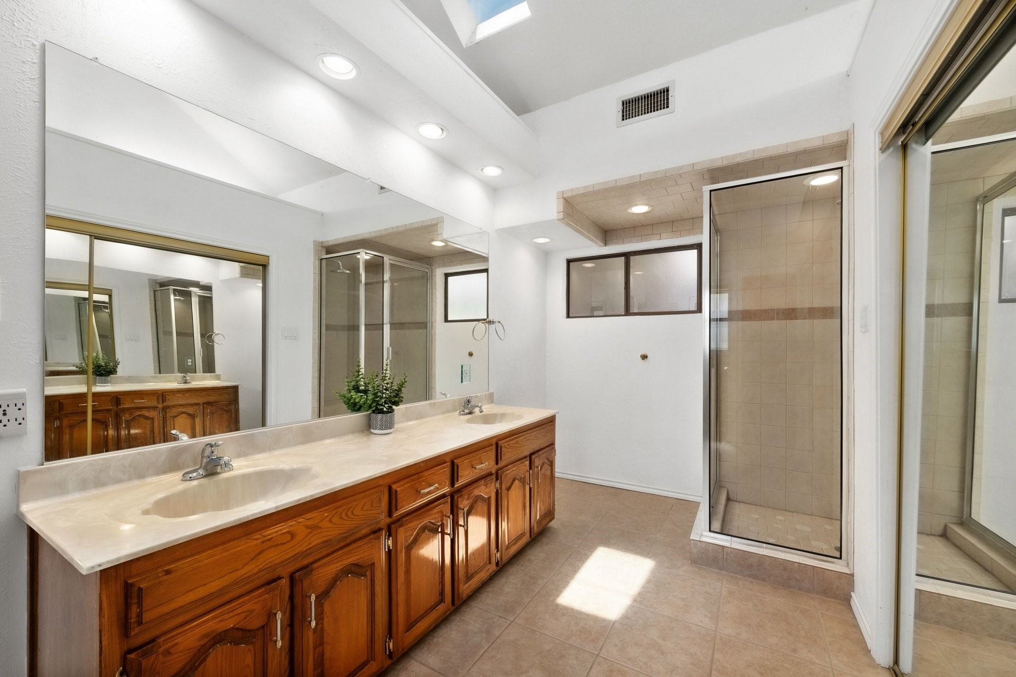 2601 Richland Drive Garland TX 75044