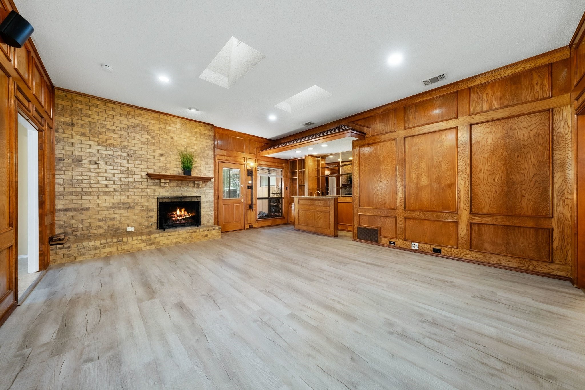 2601 Richland Drive Garland TX 75044