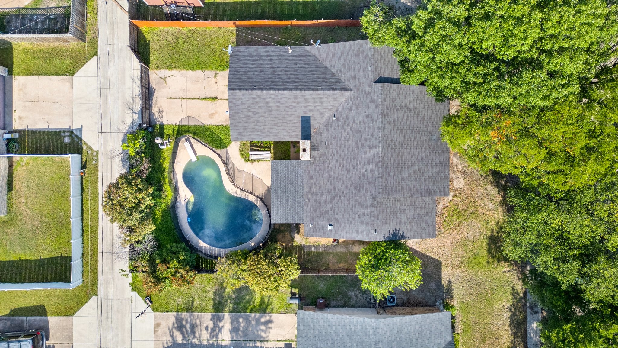 745 Oakland Street Grand Prairie TX 75052