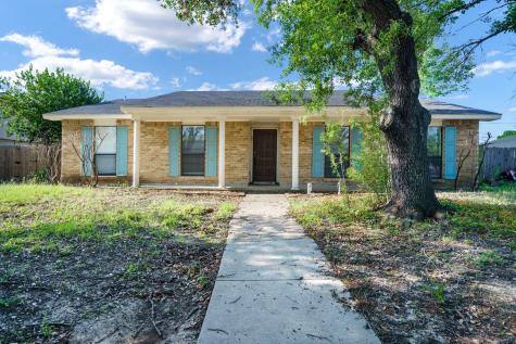 745 Oakland Street Grand Prairie TX 75052