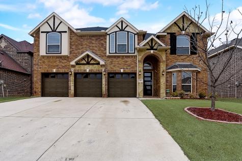 2912 Pino Grand Prairie TX 75054