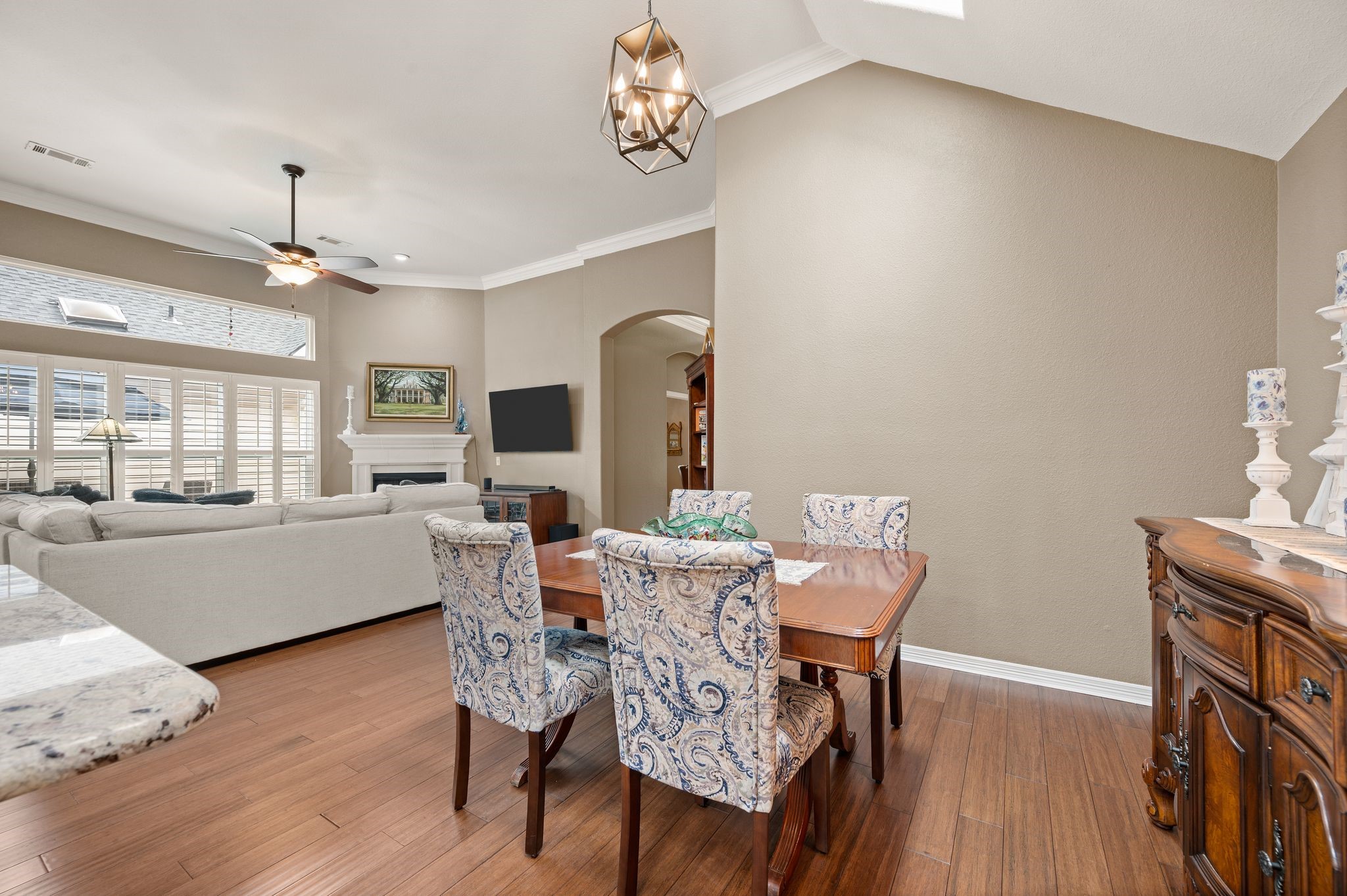 6024 Frost Street North Richland Hills TX 76180