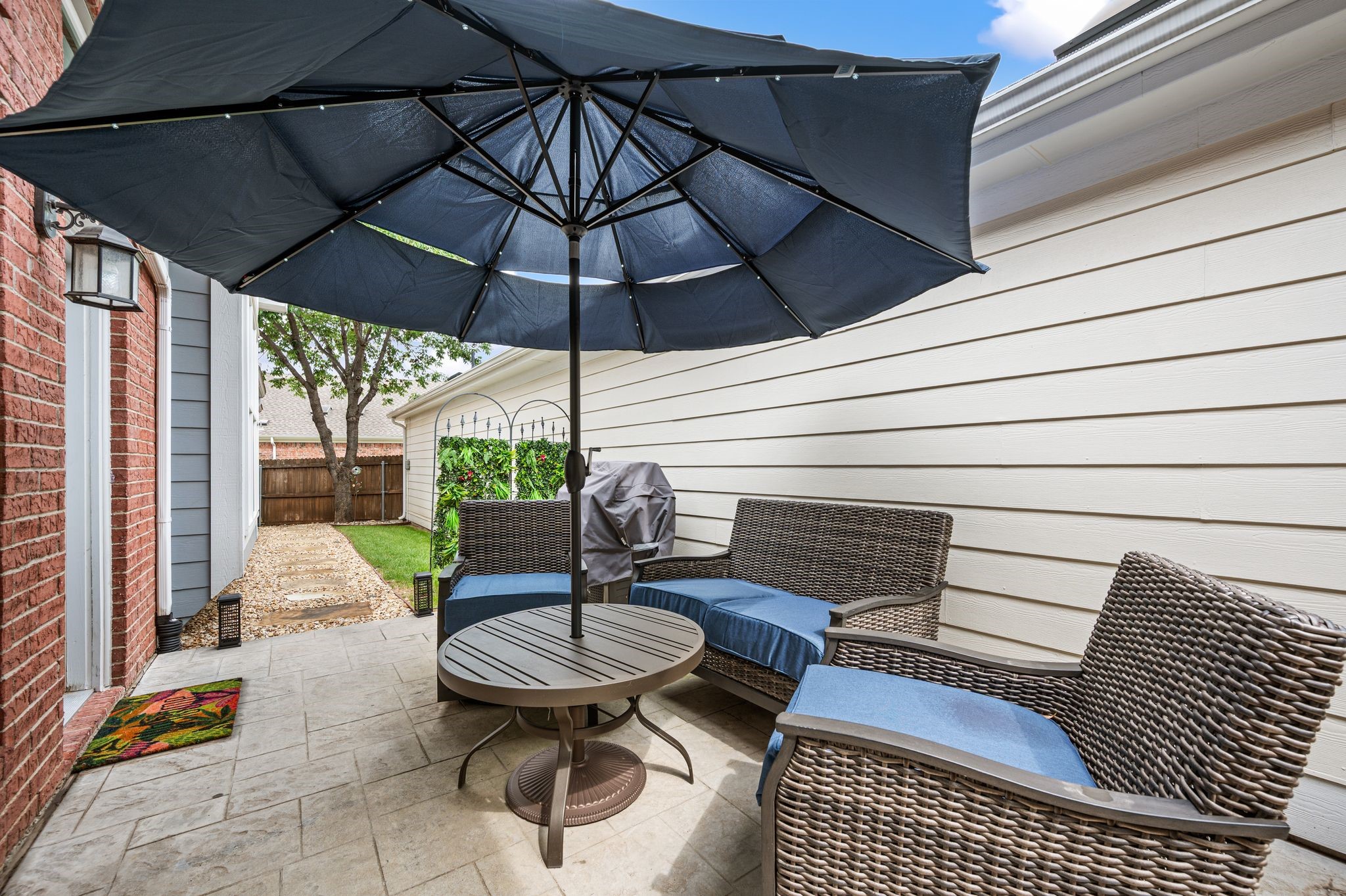 6024 Frost Street North Richland Hills TX 76180