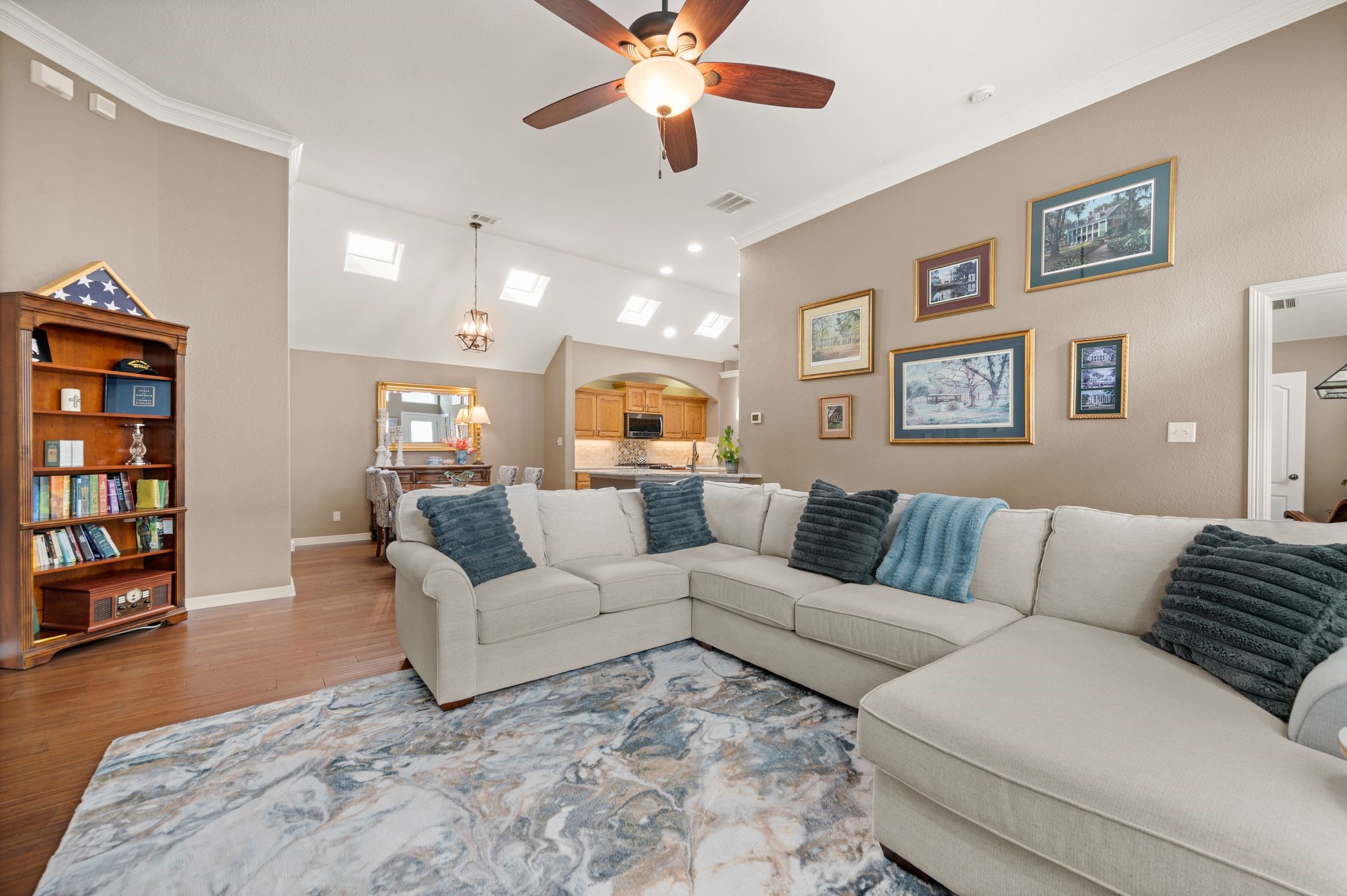 6024 Frost Street North Richland Hills TX 76180