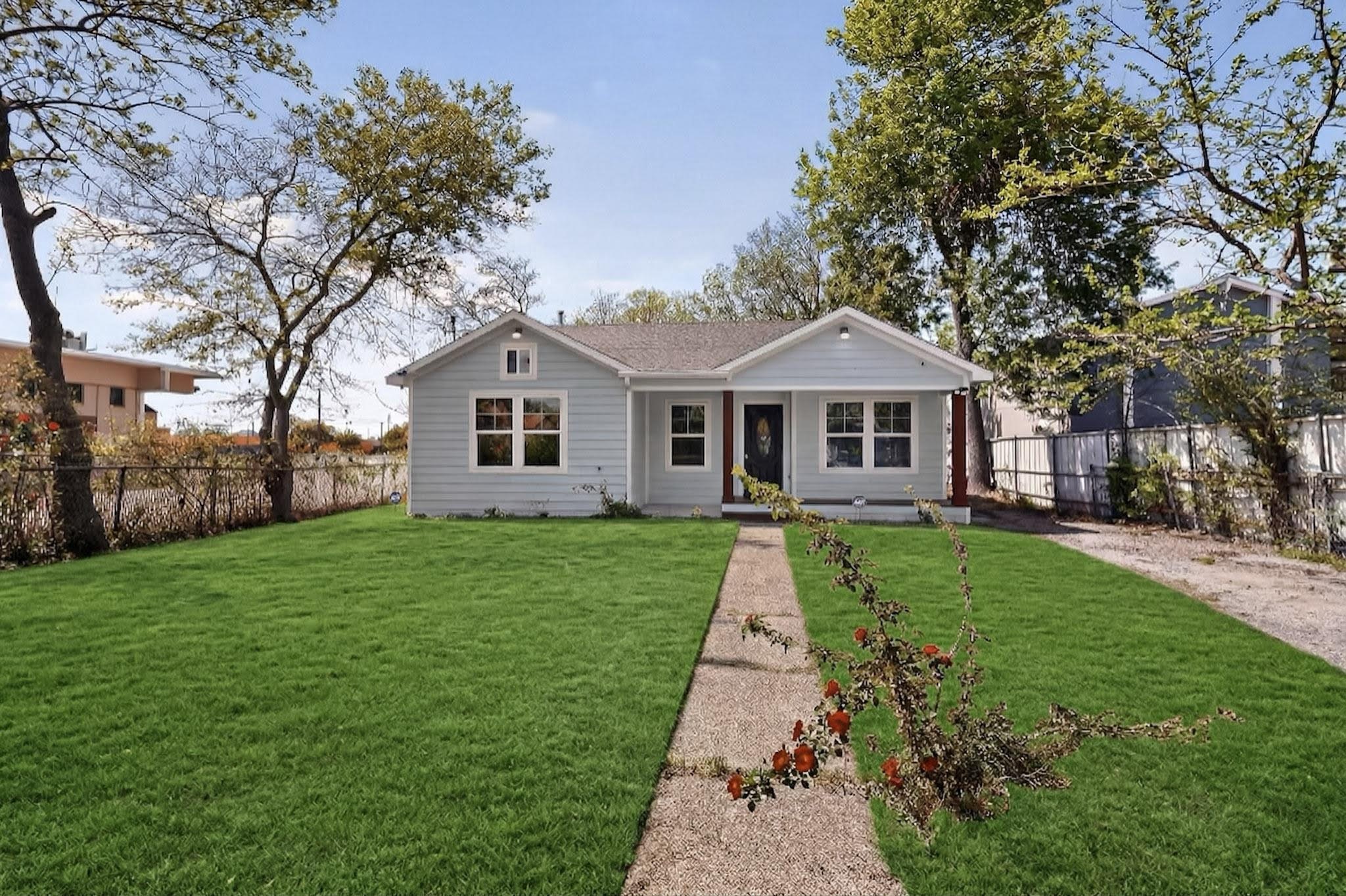 1529 Conner Drive Dallas TX 75217