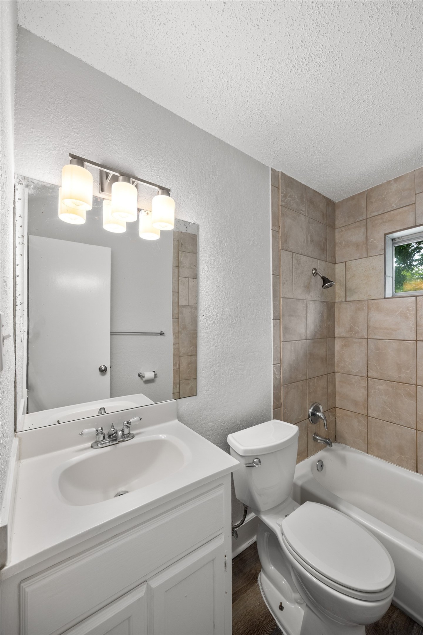 1605 Proctor Drive Grand Prairie TX 75051