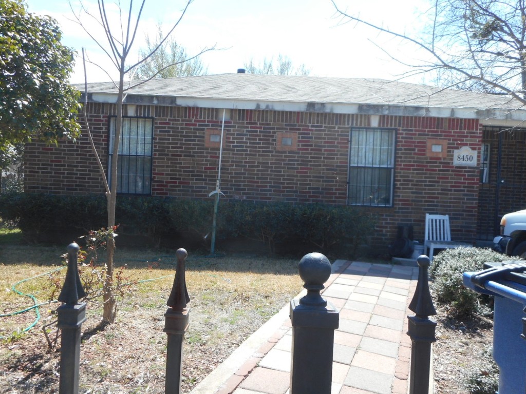 8450 Nisqually Street Dallas TX 75217