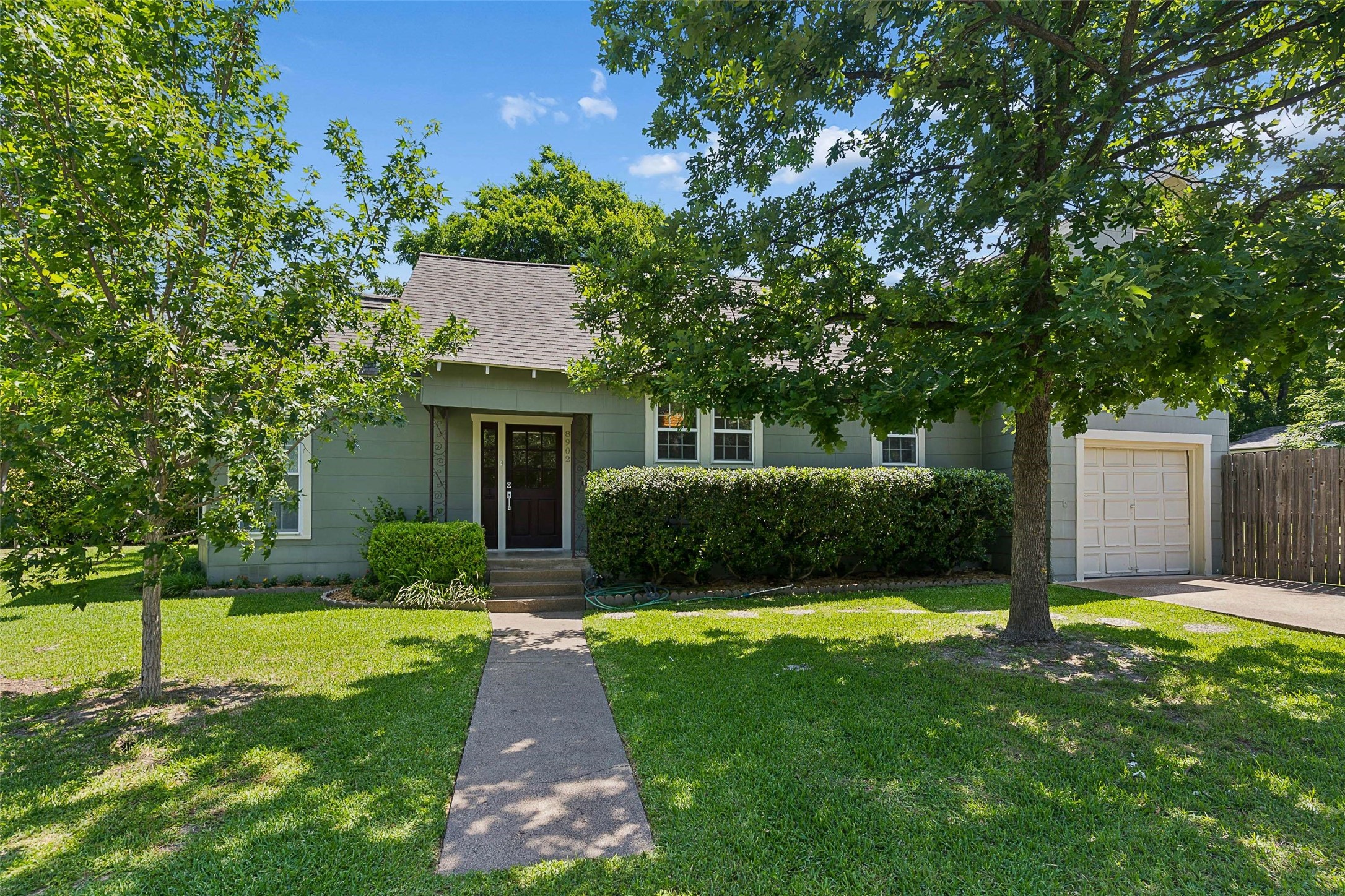 8902 Diceman Drive Dallas TX 75218