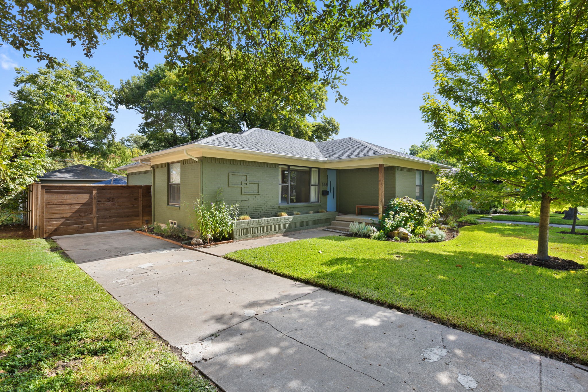 336 Classen Drive Dallas TX 75218
