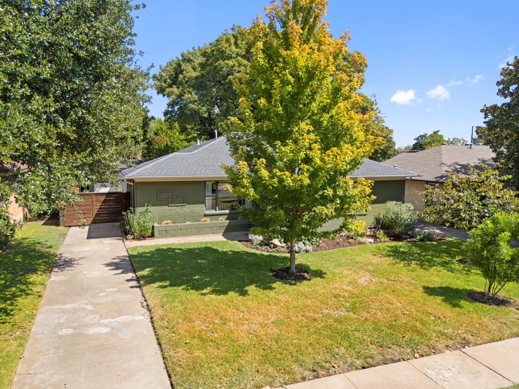 336 Classen Drive Dallas TX 75218