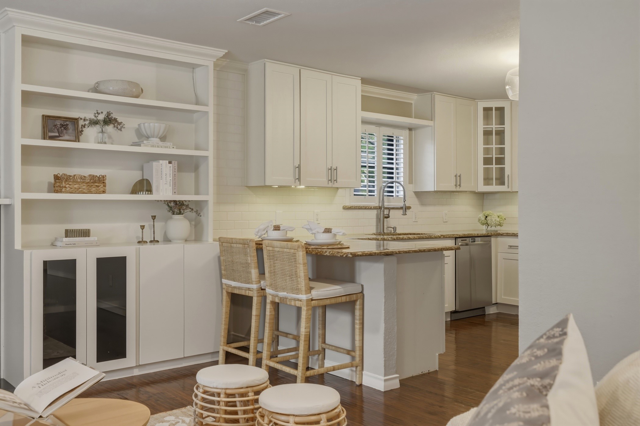 6338 Town Hill Lane Dallas TX 75214