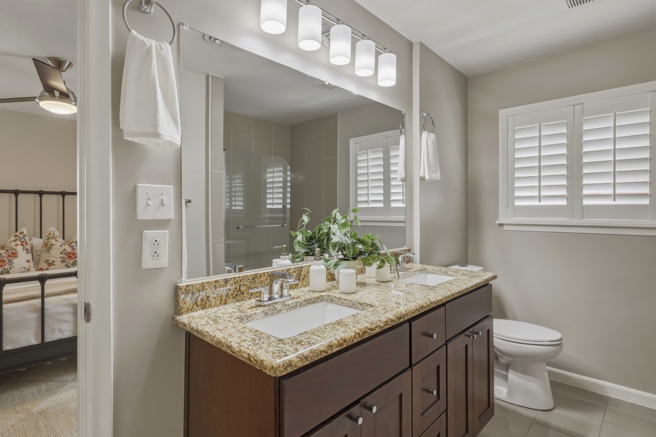 6338 Town Hill Lane Dallas TX 75214