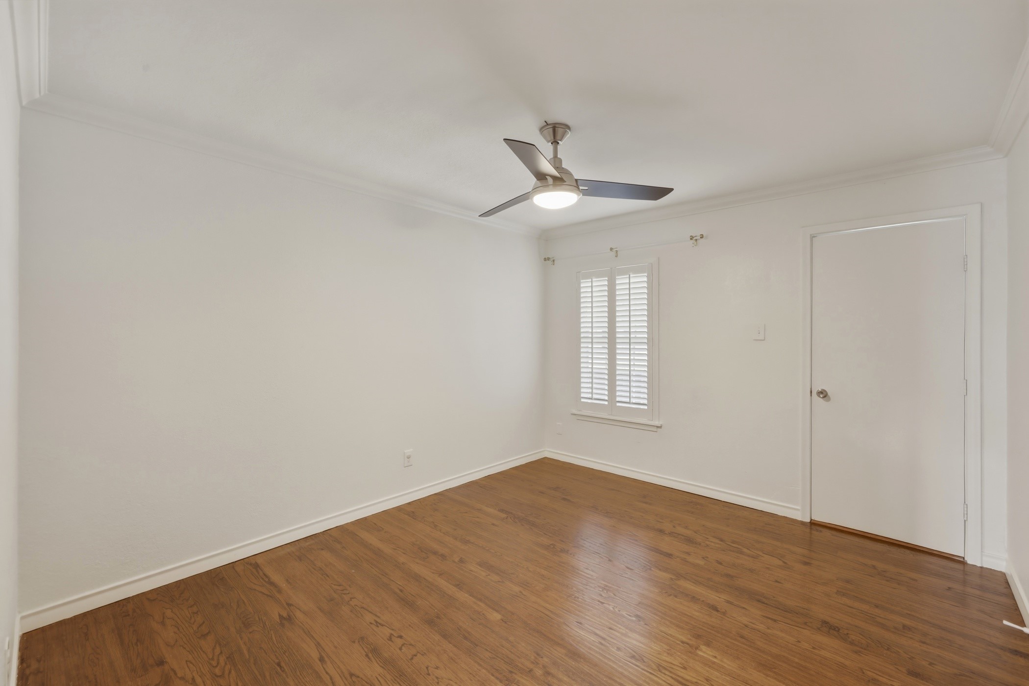 6338 Town Hill Lane Dallas TX 75214