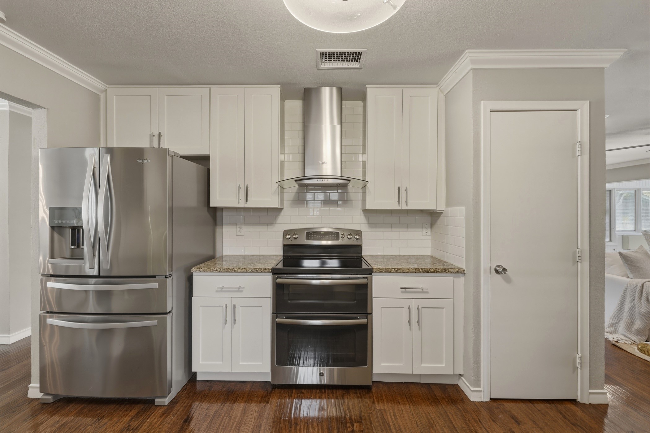 6338 Town Hill Lane Dallas TX 75214
